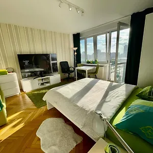 https://super-apartament-green-rondo-onz-metro-nowe-wifi-300-mb.warsawhotelspoland.com